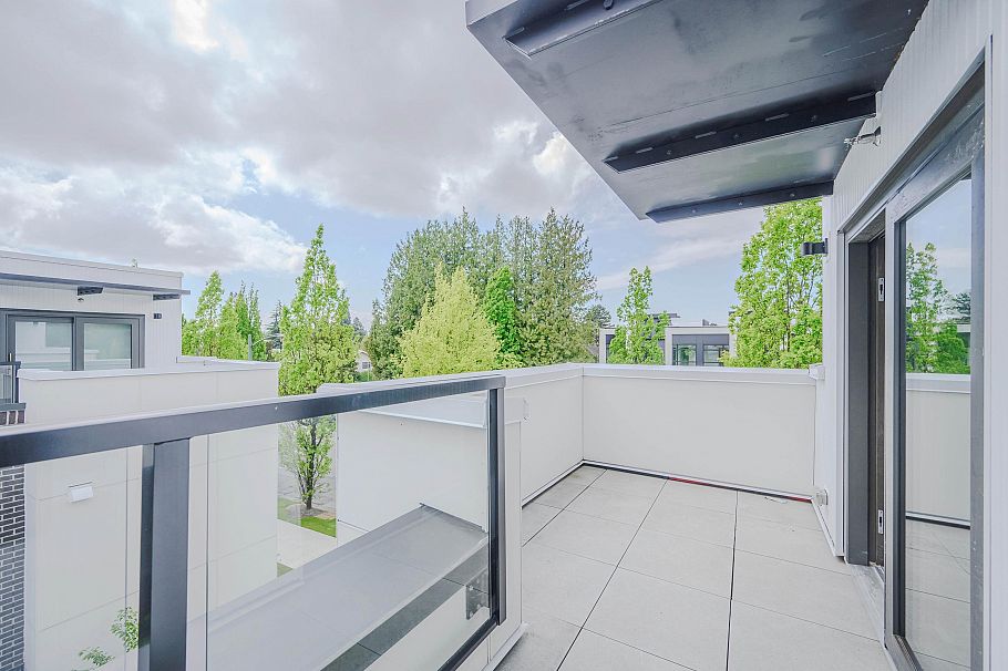 6322 Oak Street Vancouver, BC - 25