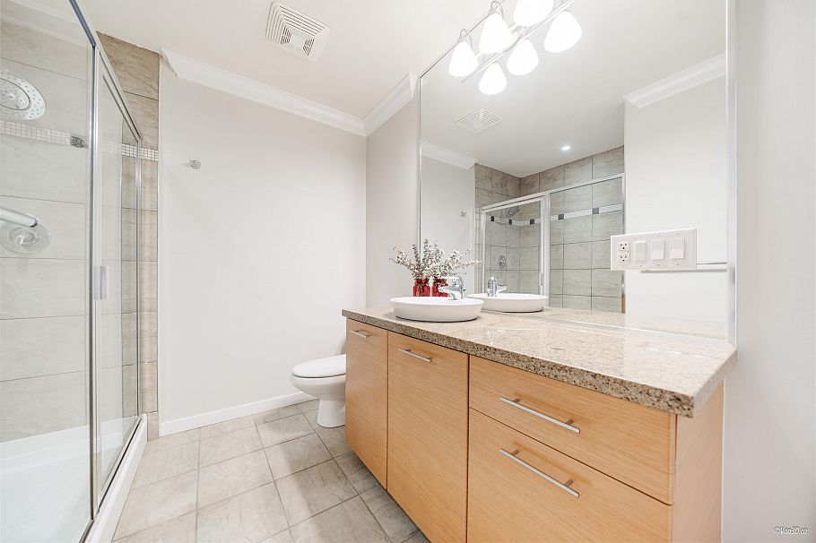 506 530 Raven Woods Drive North Vancouver, BC - 16