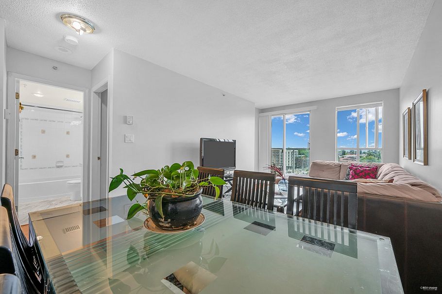 1007 3489 Ascot Place Vancouver, BC - 4