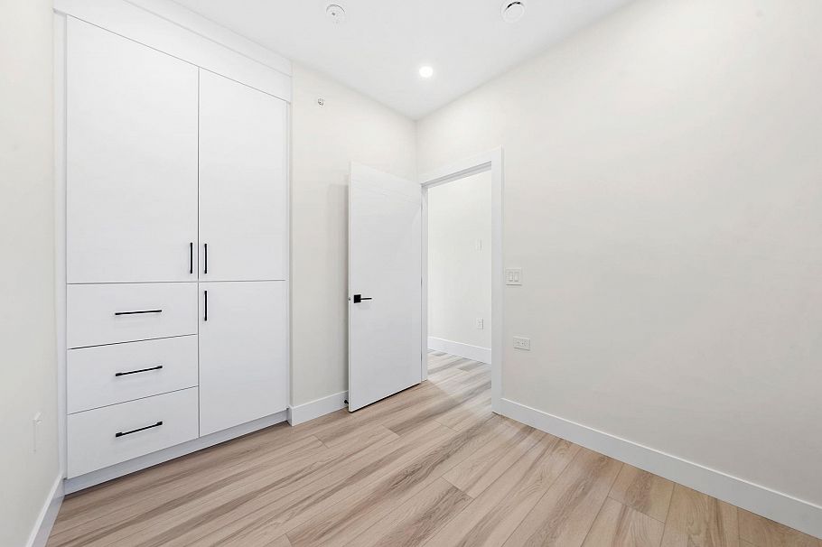 4320 Nanaimo Street Vancouver, BC - 26