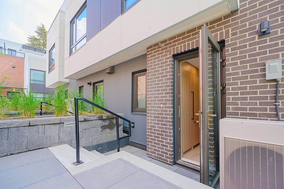 6322 Oak Street Vancouver, BC - 11