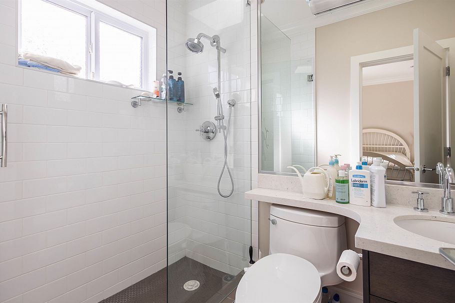 8150 French Street Vancouver, BC - 13