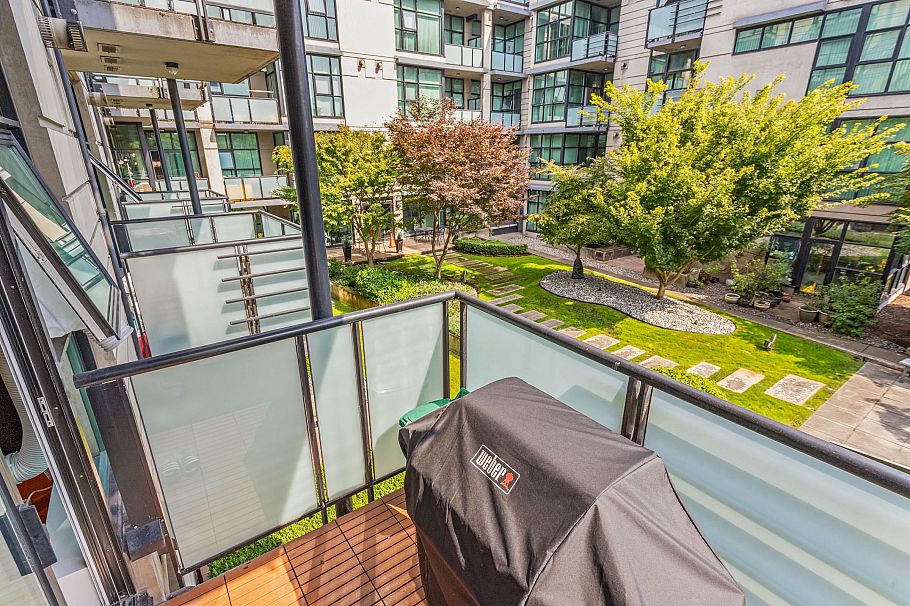 213 8988 Hudson Street Vancouver, BC - 19