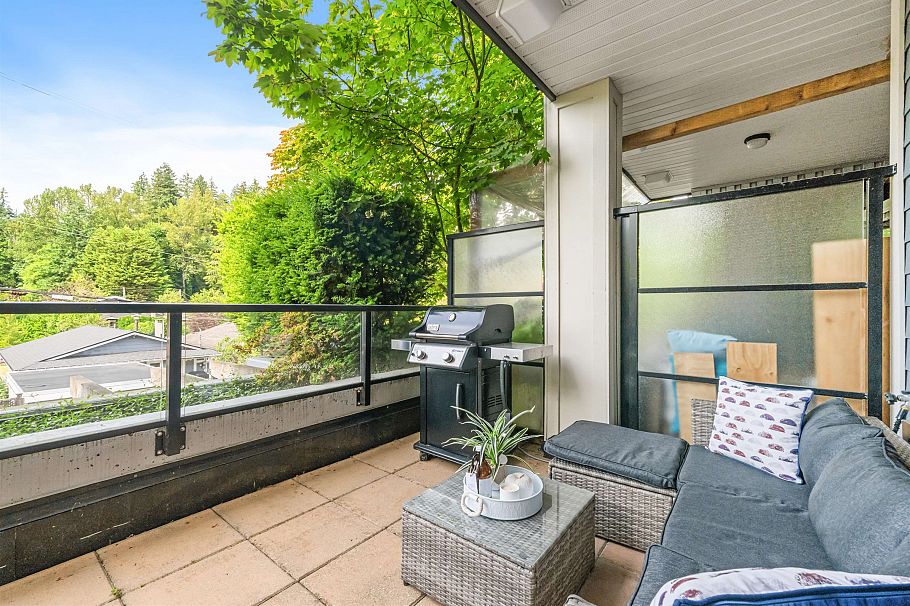 215 1330 Marine Drive North Vancouver, BC - 5