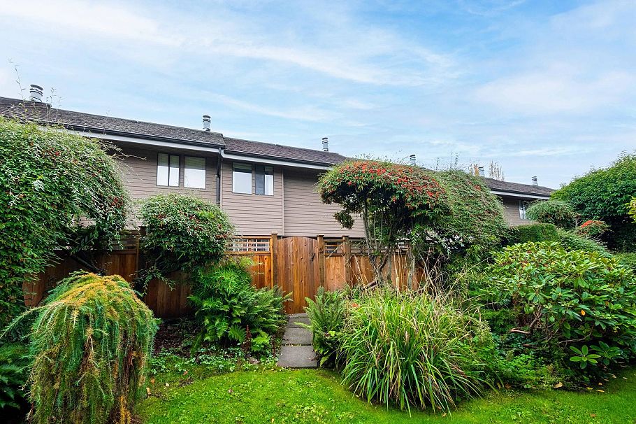 14 251 W 14th Street North Vancouver, BC - 28