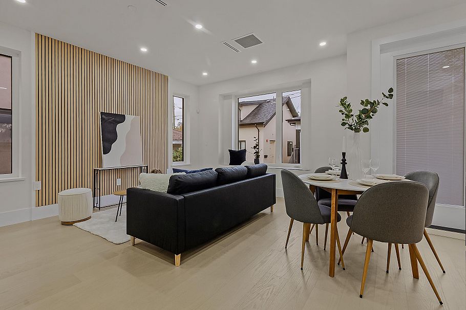 2 585 E 60th Avenue Vancouver, BC - 2