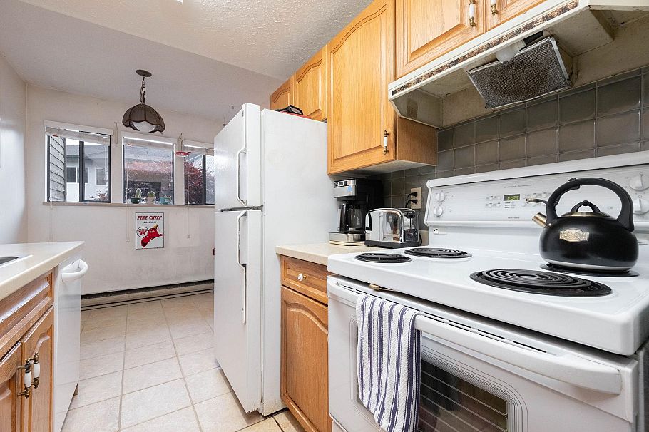 14 251 W 14th Street North Vancouver, BC - 10