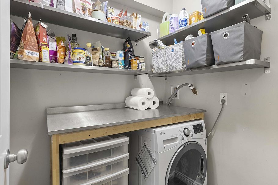 302 1550 Barclay Street Vancouver, BC - 29