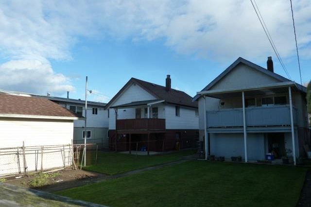 4955 Quebec Street Vancouver, BC - 4