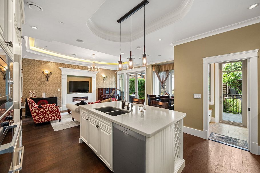 2967 W 43rd Avenue Vancouver, BC - 16