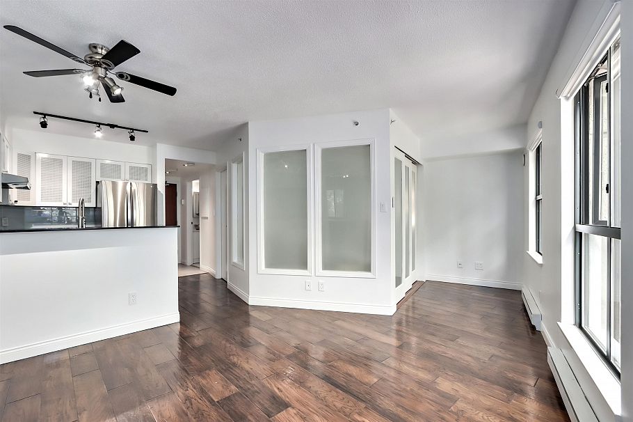 201 55 ALEXANDER, Vancouver BC V6A 1B2 Vancouver, BC - 2