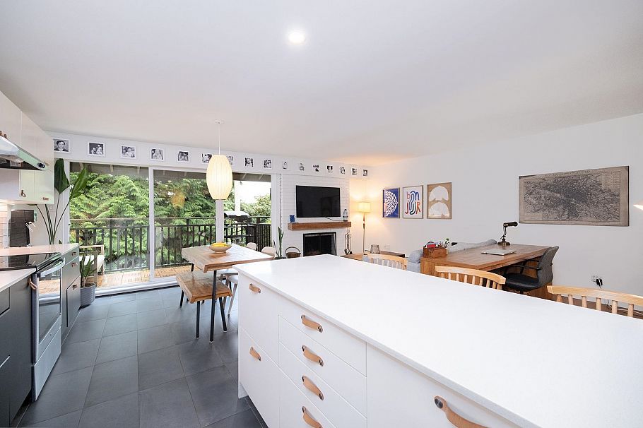 412 555 W 28 Street North Vancouver, BC - 14