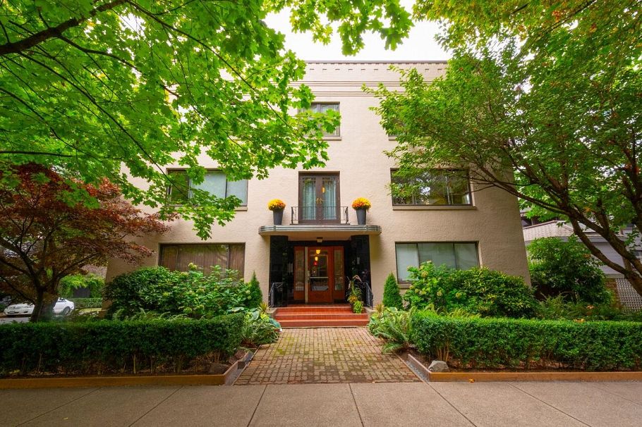 103 985 Jervis Street Vancouver, BC - 1