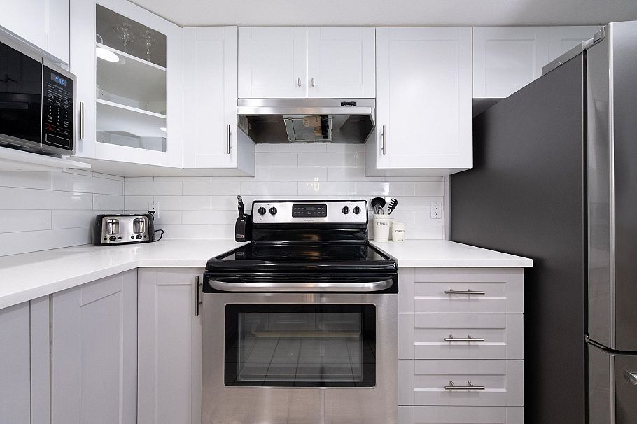 305 789 W 16 Avenue Vancouver, BC - 12