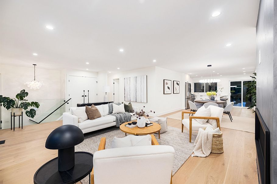 2654 Masefield Road North Vancouver, BC - 8