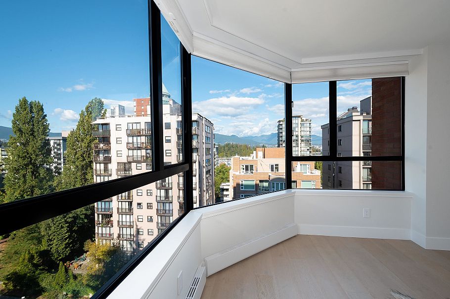 902 1860 Robson Street Vancouver, BC - 18