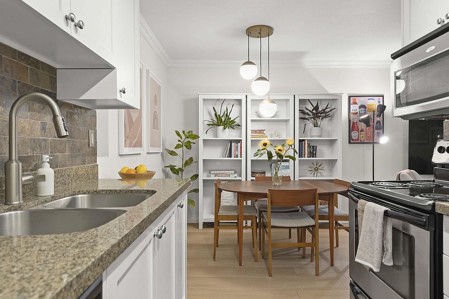 302 1550 Barclay Street Vancouver, BC - 21