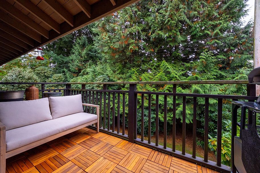 412 555 W 28 Street North Vancouver, BC - 25