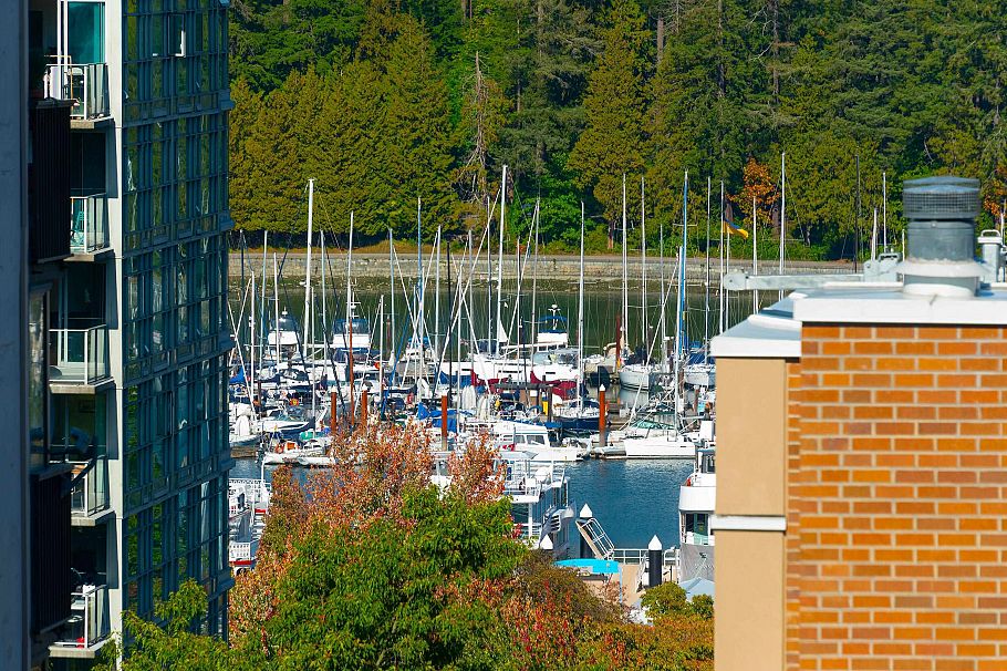 902 1860 Robson Street Vancouver, BC - 28