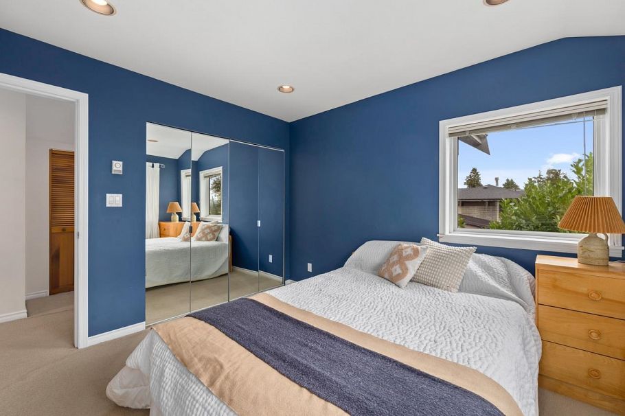 723 E 4th Street North Vancouver, BC - 23