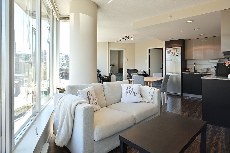 410 445 W 2nd Avenue Vancouver, BC - 6