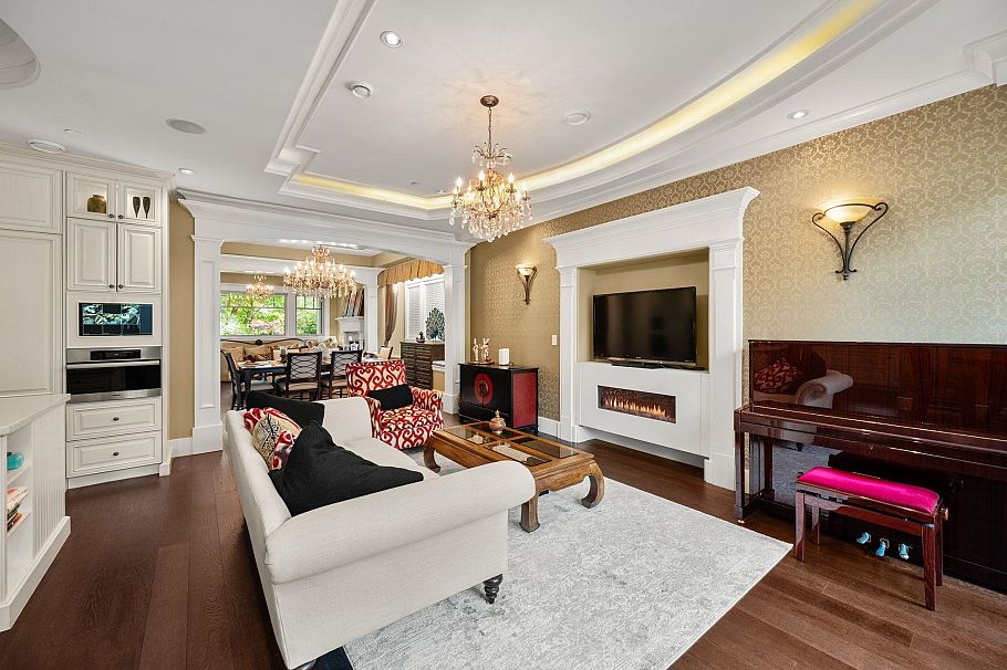 2967 W 43rd Avenue Vancouver, BC - 18