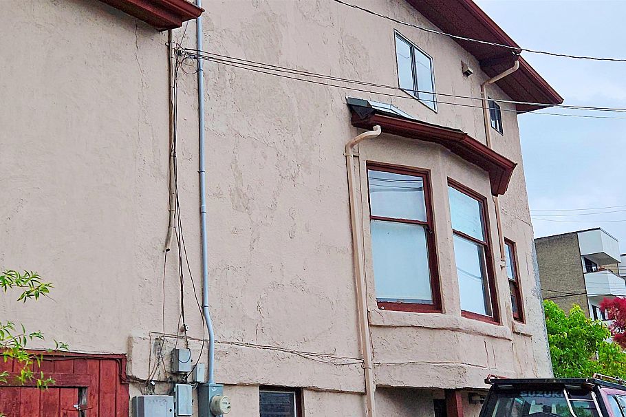 1332 E 2nd Avenue Vancouver, BC - 7