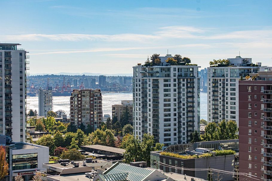 1504 1555 Eastern Avenue North Vancouver, BC - 27