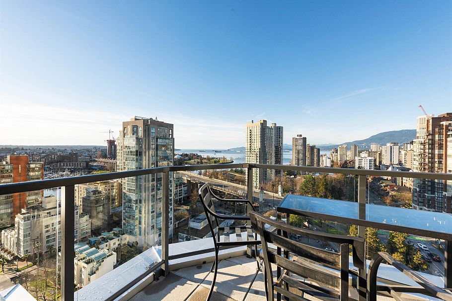 1806 888 Pacific Street Vancouver, BC - 14