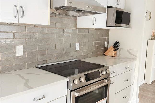 1501 289 DRAKE STREET, Vancouver BC V6B 5Z5 Vancouver, BC - 2