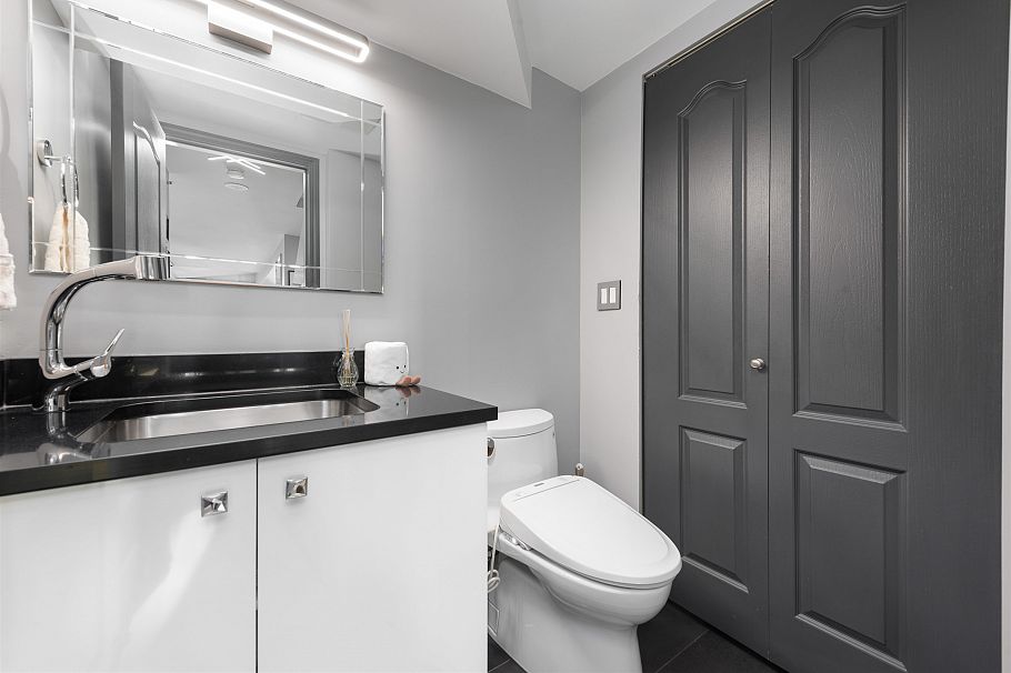 1806 888 Pacific Street Vancouver, BC - 15