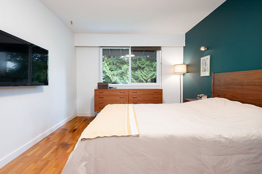 412 555 W 28 Street North Vancouver, BC - 17