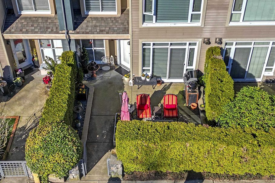 112 3600 Windcrest Drive North Vancouver, BC - 6