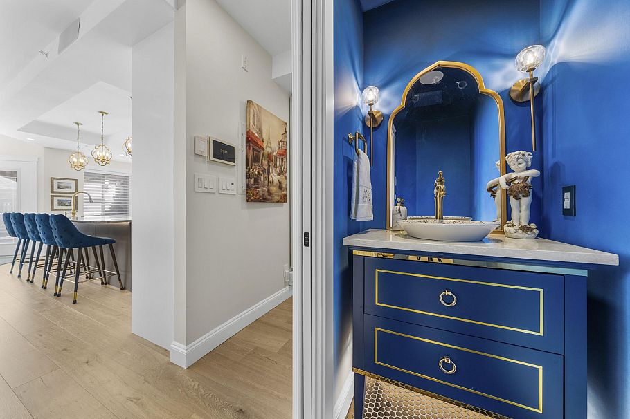 112 3600 Windcrest Drive North Vancouver, BC - 21