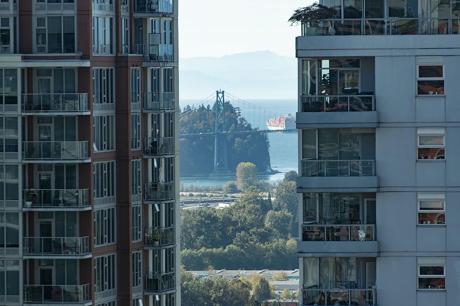 1504 1555 Eastern Avenue North Vancouver, BC - 30