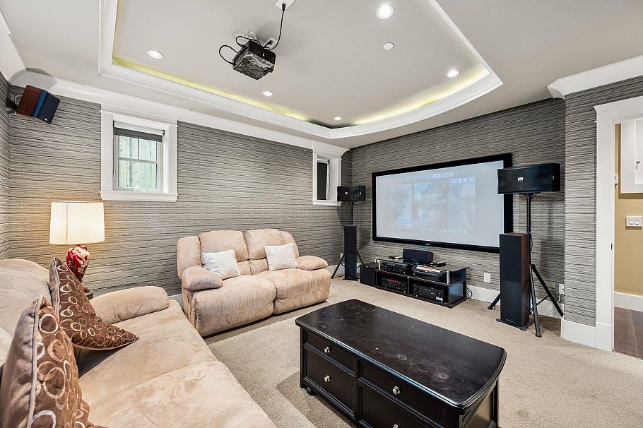 2967 W 43rd Avenue Vancouver, BC - 28