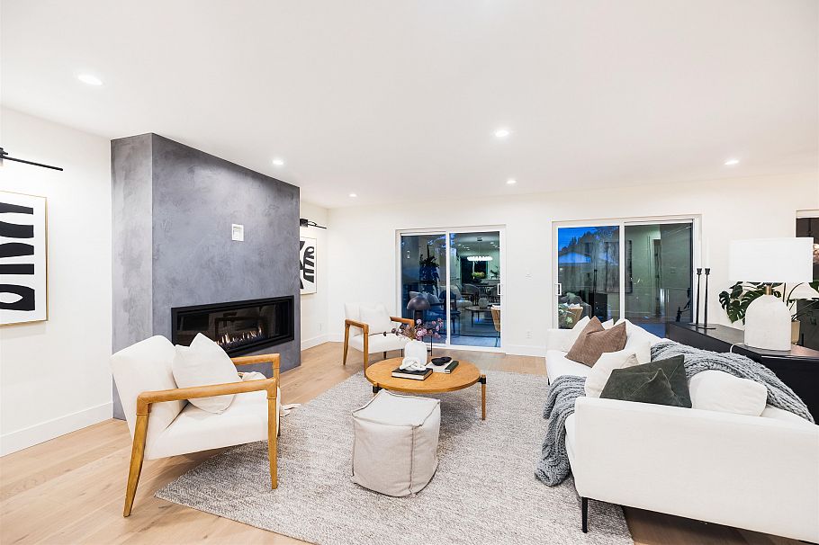 2654 Masefield Road North Vancouver, BC - 9