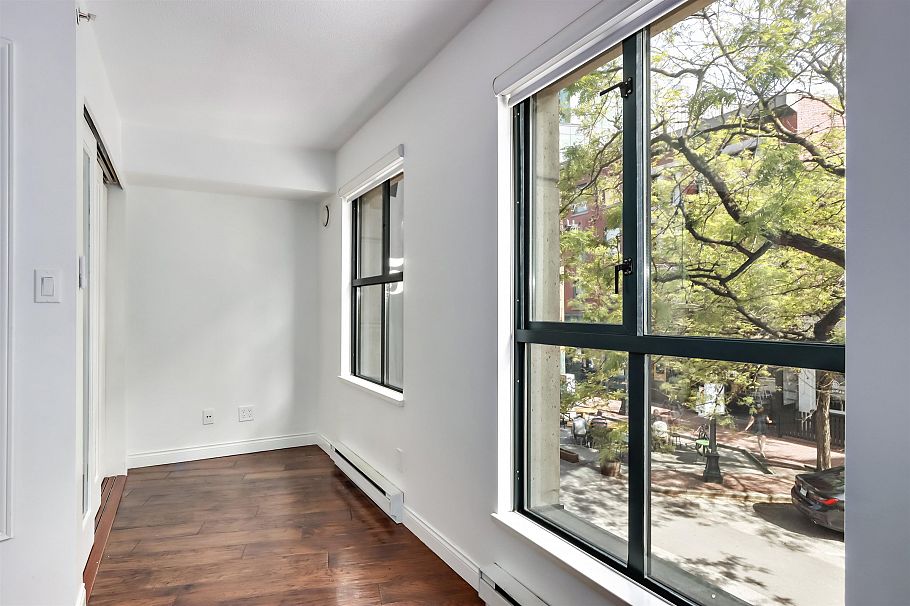 201 55 ALEXANDER, Vancouver BC V6A 1B2 Vancouver, BC - 3