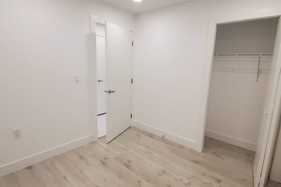 Lower 1XX W 43 AVENUE, Vancouver BC V5Y 2T7 Vancouver, BC - 12
