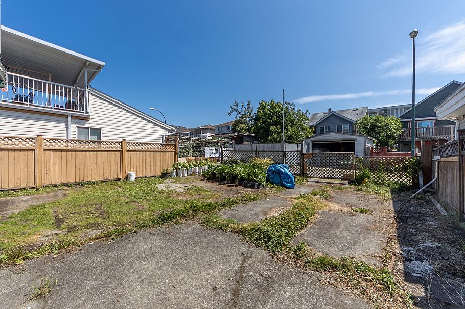 4836 Clarendon Street Vancouver, BC - 8