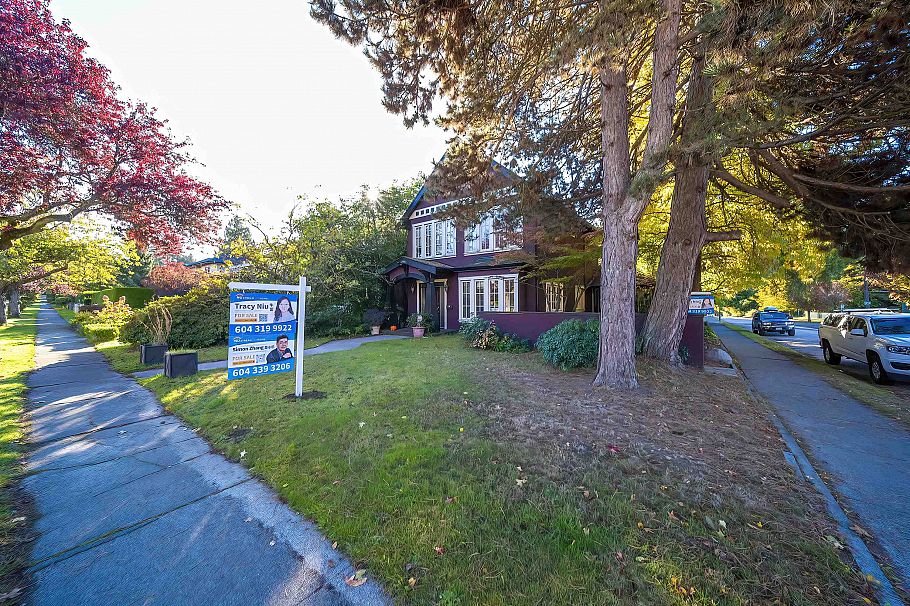 4094 W 38th Avenue Vancouver, BC - 32