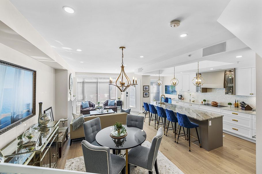 112 3600 Windcrest Drive North Vancouver, BC - 1