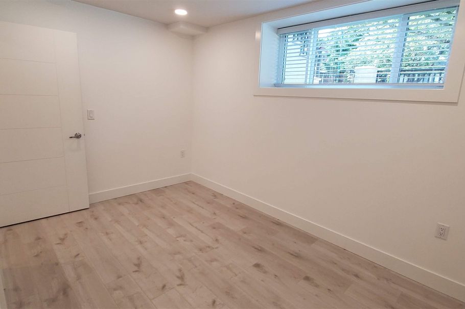 Lower 1XX W 43 AVENUE, Vancouver BC V5Y 2T7 Vancouver, BC - 15