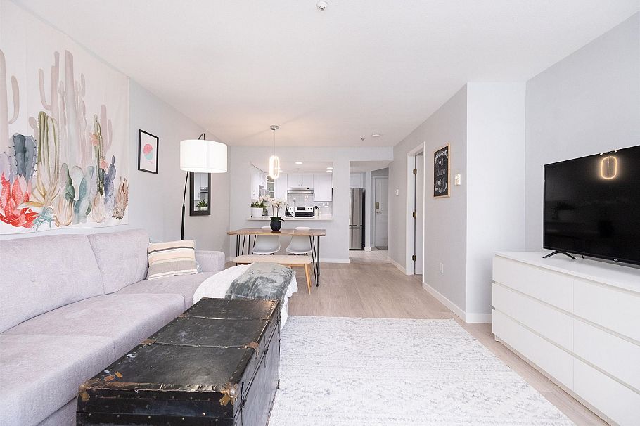 305 789 W 16 Avenue Vancouver, BC - 9