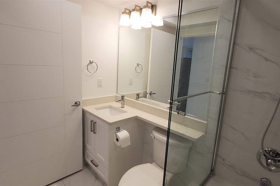 Lower 1XX W 43 AVENUE, Vancouver BC V5Y 2T7 Vancouver, BC - 8