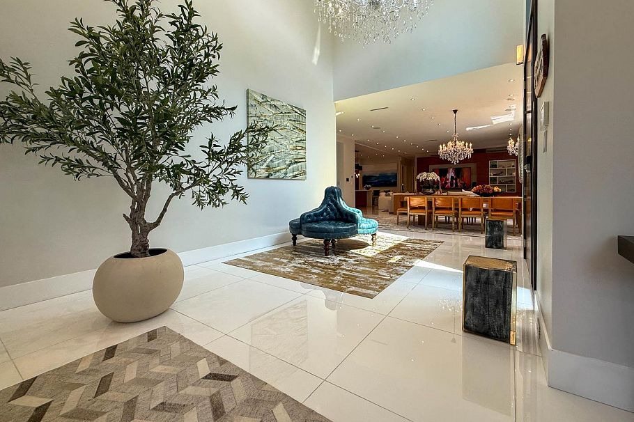 4379 ARUNDEL, North Vancouver BC V7R 3T1 North Vancouver, BC - 5