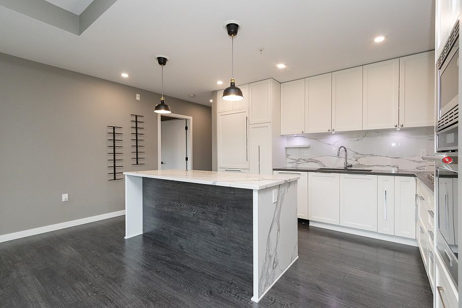 403 3911 CATES LANDING, North Vancouver BC V7G 0A6 North Vancouver, BC - 5