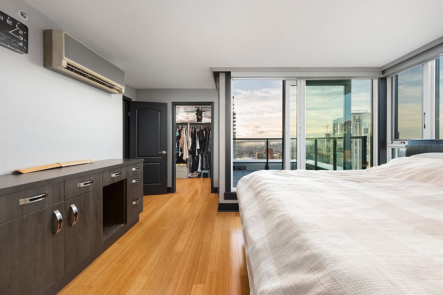 1806 888 Pacific Street Vancouver, BC - 18