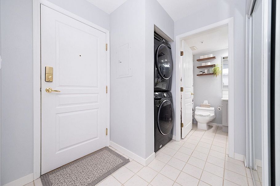 305 789 W 16 Avenue Vancouver, BC - 20