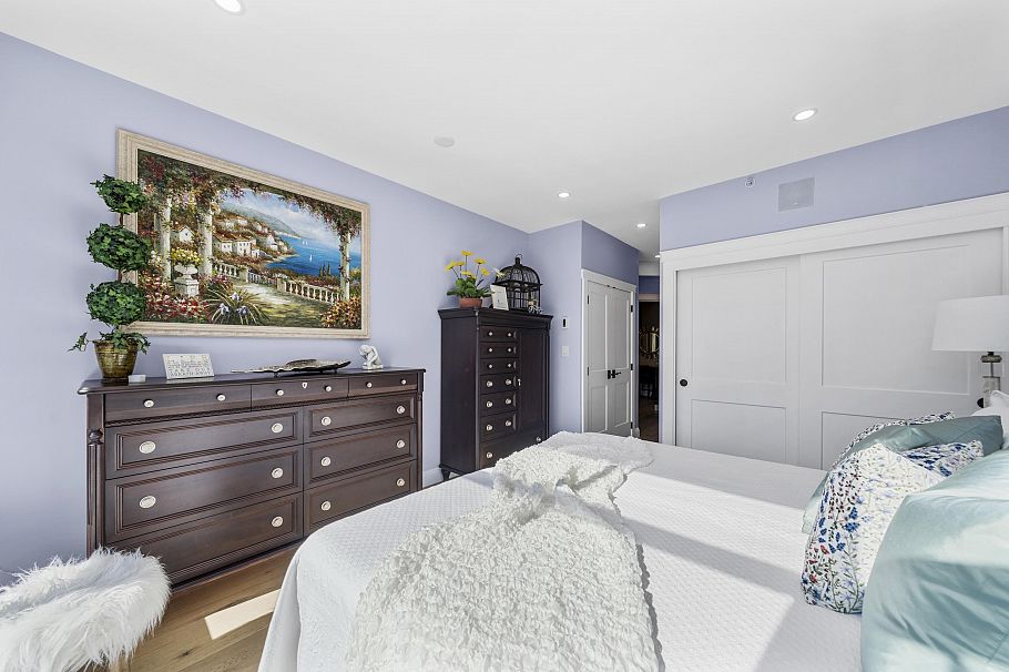 112 3600 Windcrest Drive North Vancouver, BC - 26